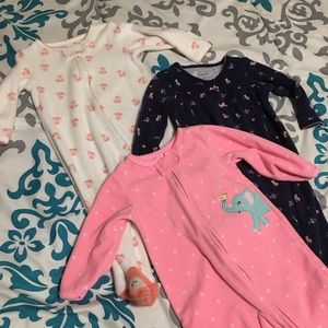 3 pairs of pajamas